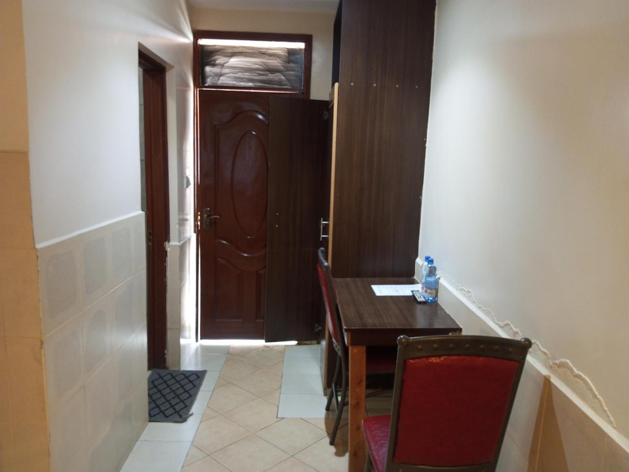 Fourth Parklands Hotel Nairobi Exterior foto