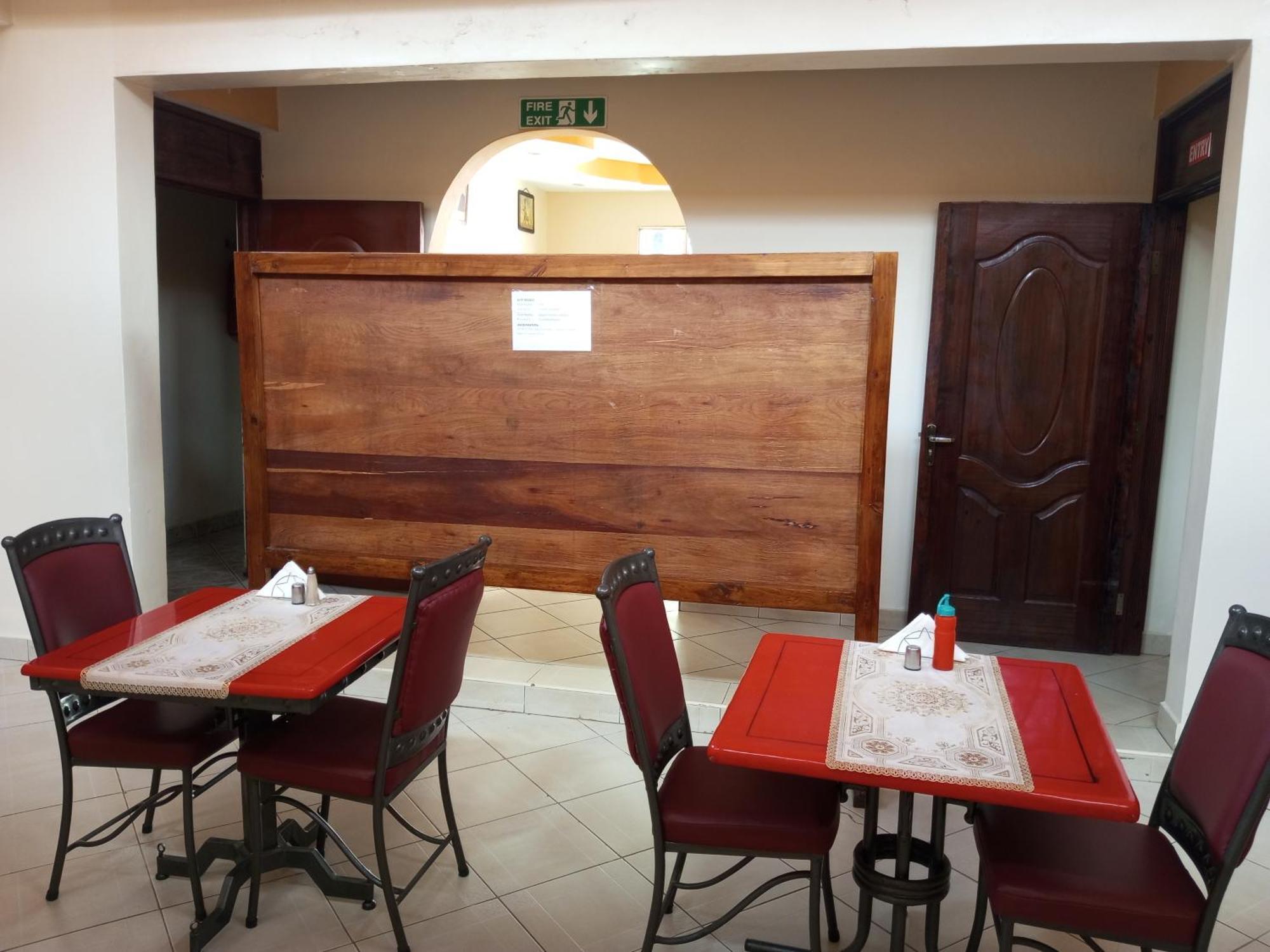 Fourth Parklands Hotel Nairobi Exterior foto